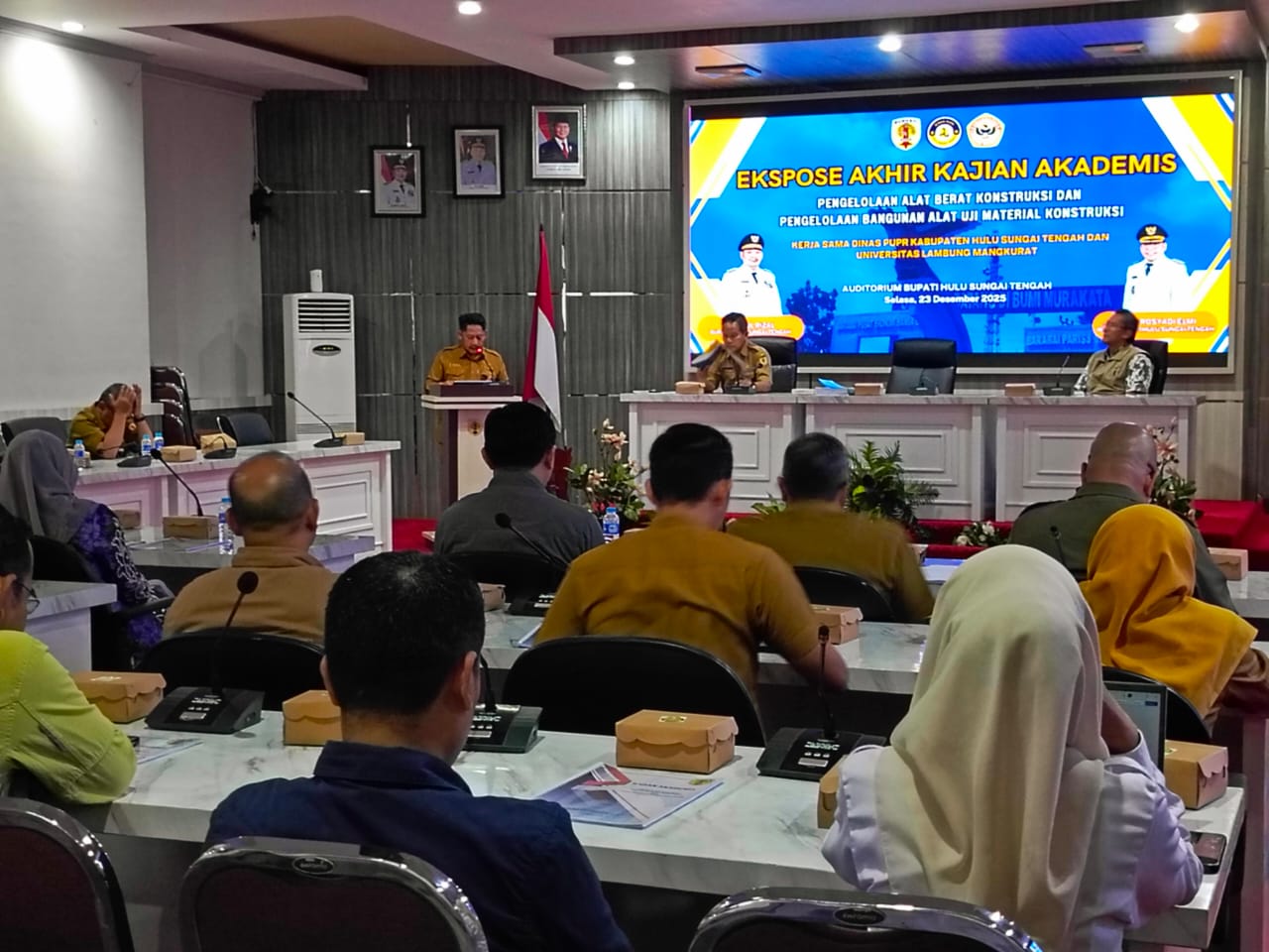 Samsul Rizal Buka Ekspose Akhir Kajian Akademis Pengelolaan Alat Berat Konstruksi