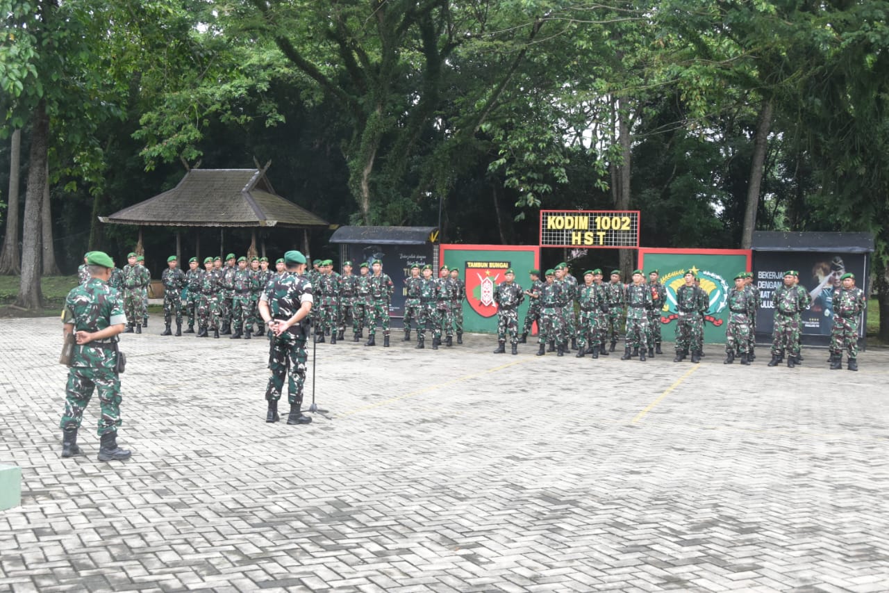 Dandim Pimpin Apel Siaga Pengamanan Nataru di HST
