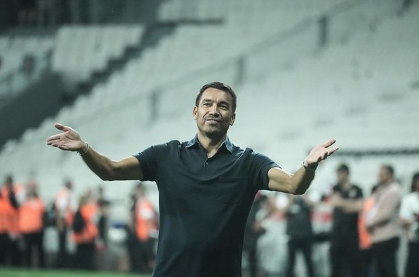 Bukti Kuat Giovanni van Bronckhorst Segera Latih Timnas Indonesia