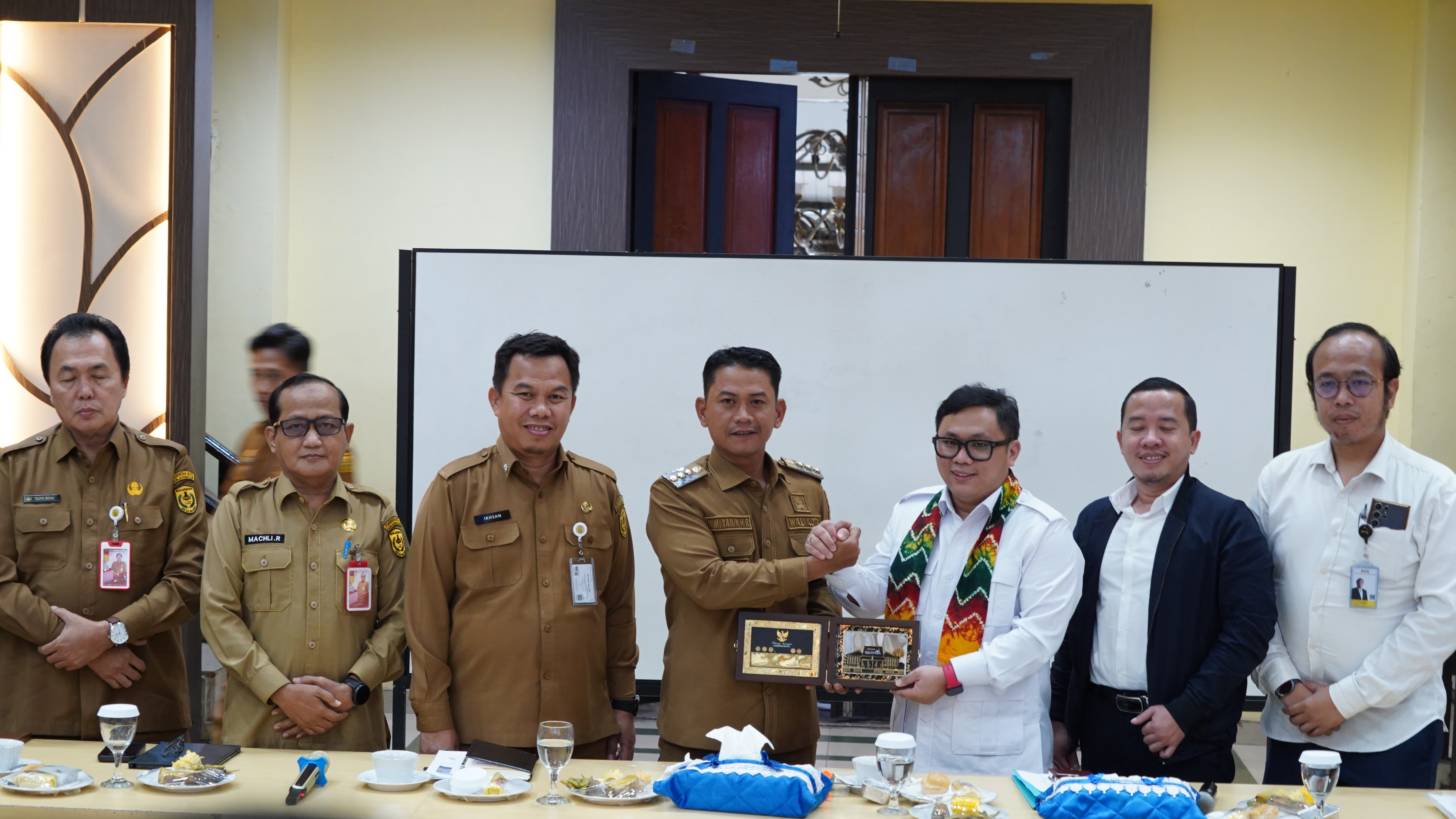 Kantor Staf Presiden Beri Atensi Khusus Persoalan Sampah dan Sungai di Banjarmasin