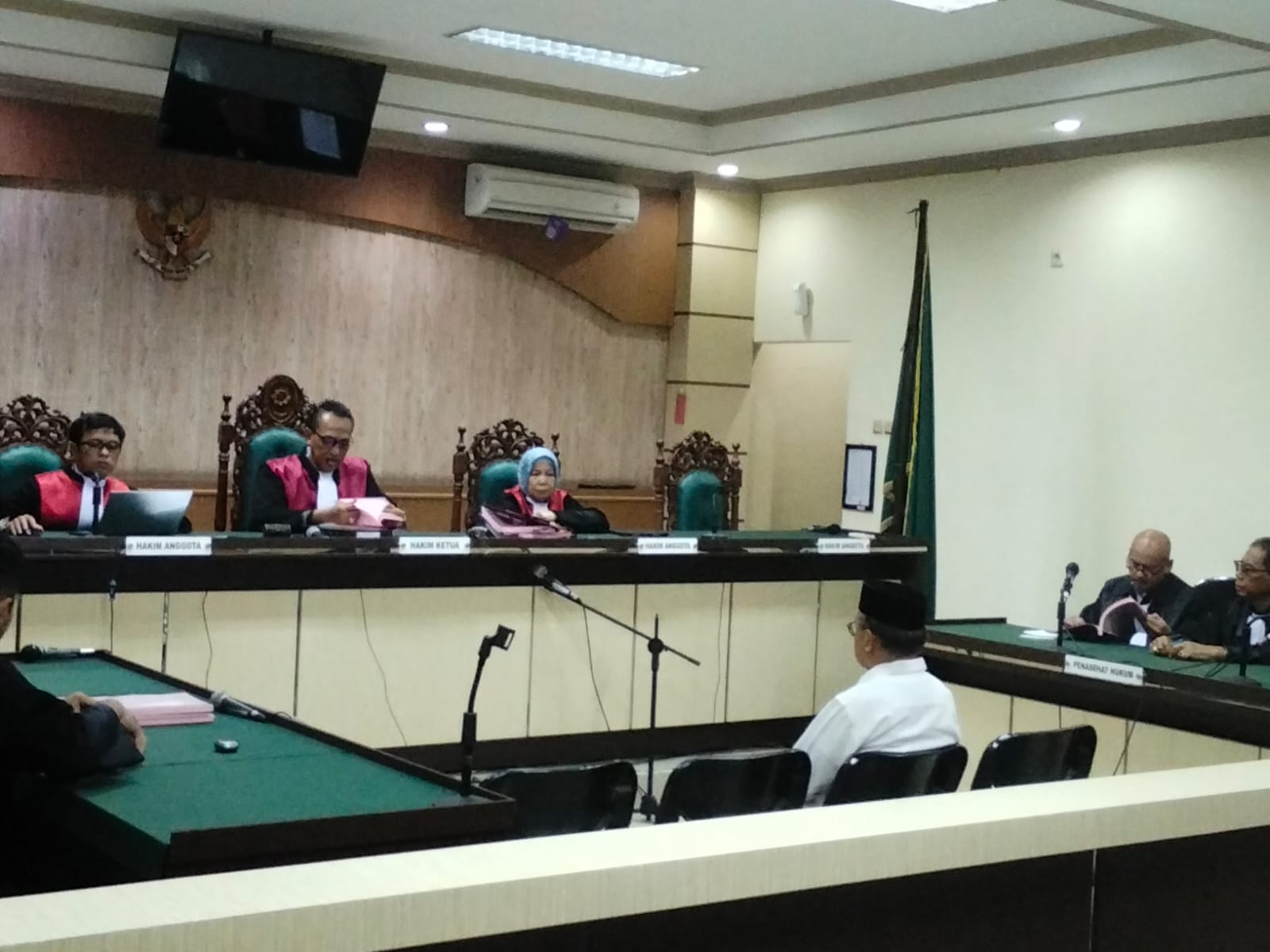 Kasus Korupsi Bokar, Mantan Bupati Tabalong Dituntut 3 Tahun 6 Bulan Penjara