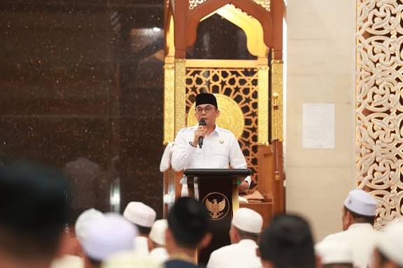Bupati Andi Rudi Latif : Isra Mi’raj sebagai Momentum Memperkuat Ukhuwah dan Spiritualitas Umat