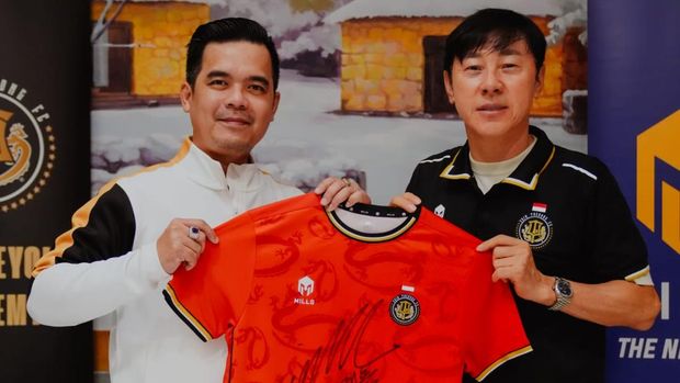 STY Terus Beri Kontribusi di Sepakbola Indonesia