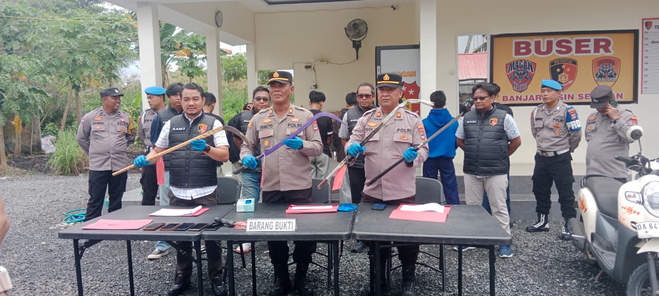 Sekelompk Remaja di Banjarmasin Diamankan, Polisi Temukan Senjata Tajam