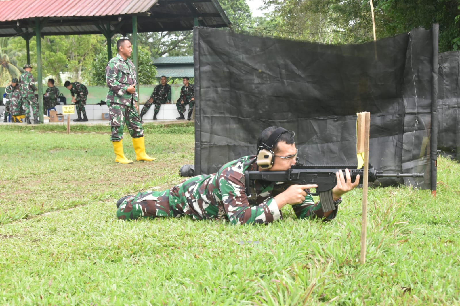 Kodim 1002/HST Gelar Latihan Menembak