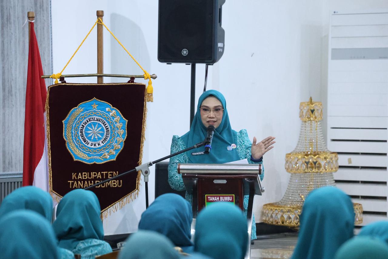 Ketua TP PKK Tanah Bumbu Buka Pelatihan Dasawisma PKK Tingkat Kabupaten Tahun 2026