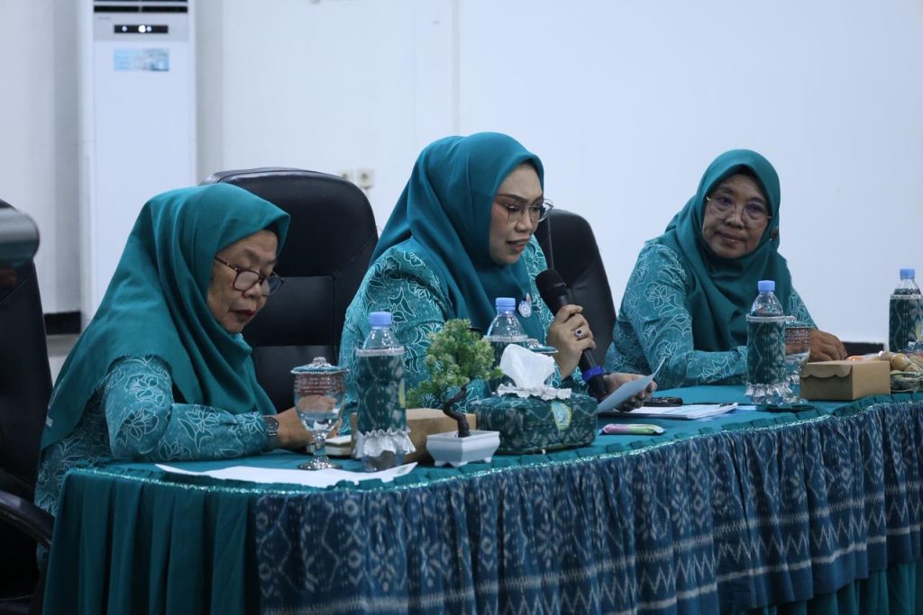 Rapat Bulanan PKK Kabupaten Tanah Bumbu, Ketua TP PKK Evaluasi Kinerja 2025 dan Dorong Semangat 2026