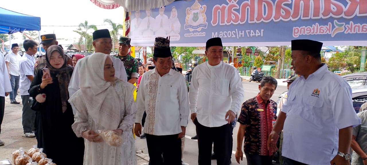 Resmi Dibuka Bupati Wiyatno, 60 Pedagang Takjil dan Kuliner Meriahkan Pasar Ramadan