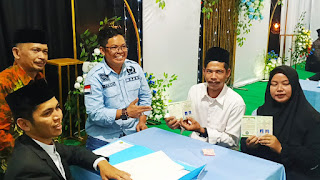 Hadiri Nikah Massal, Anggota DPRD Kotabaru Siap Anggarkan Pokir untuk Dapil III