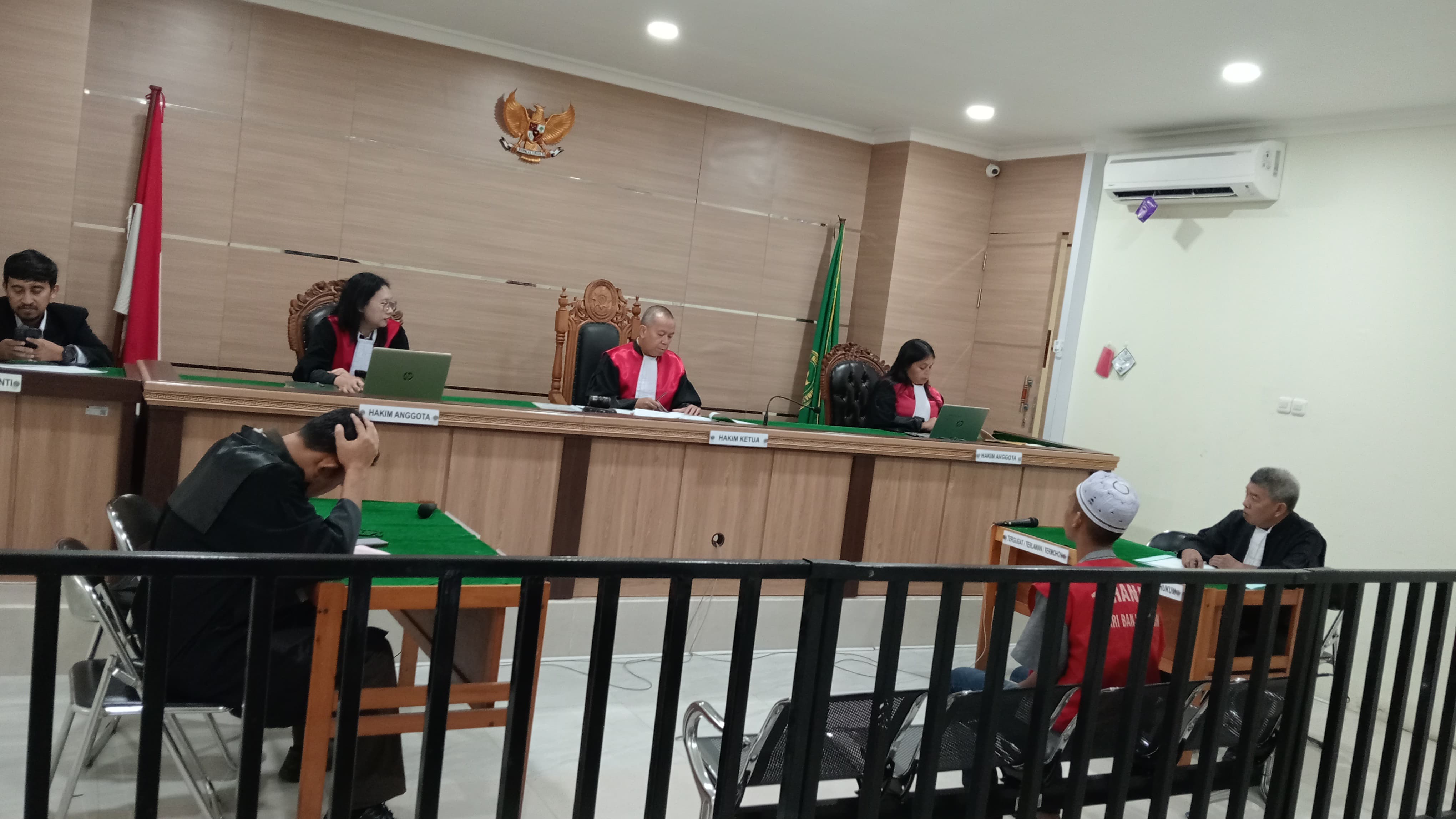 Kurir Ekstasi Sistem Ranjau Divonis 6 Tahun Penjara, Lebih Ringan dari Tuntutan Jaksa