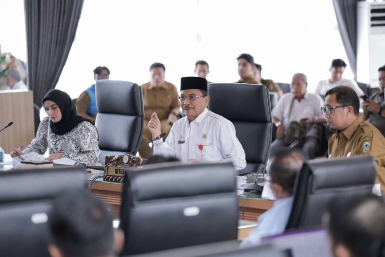 Ketua DPRD Kalsel Pimpin Raker Rencana Pembangunan Stadion Bertaraf Internasional