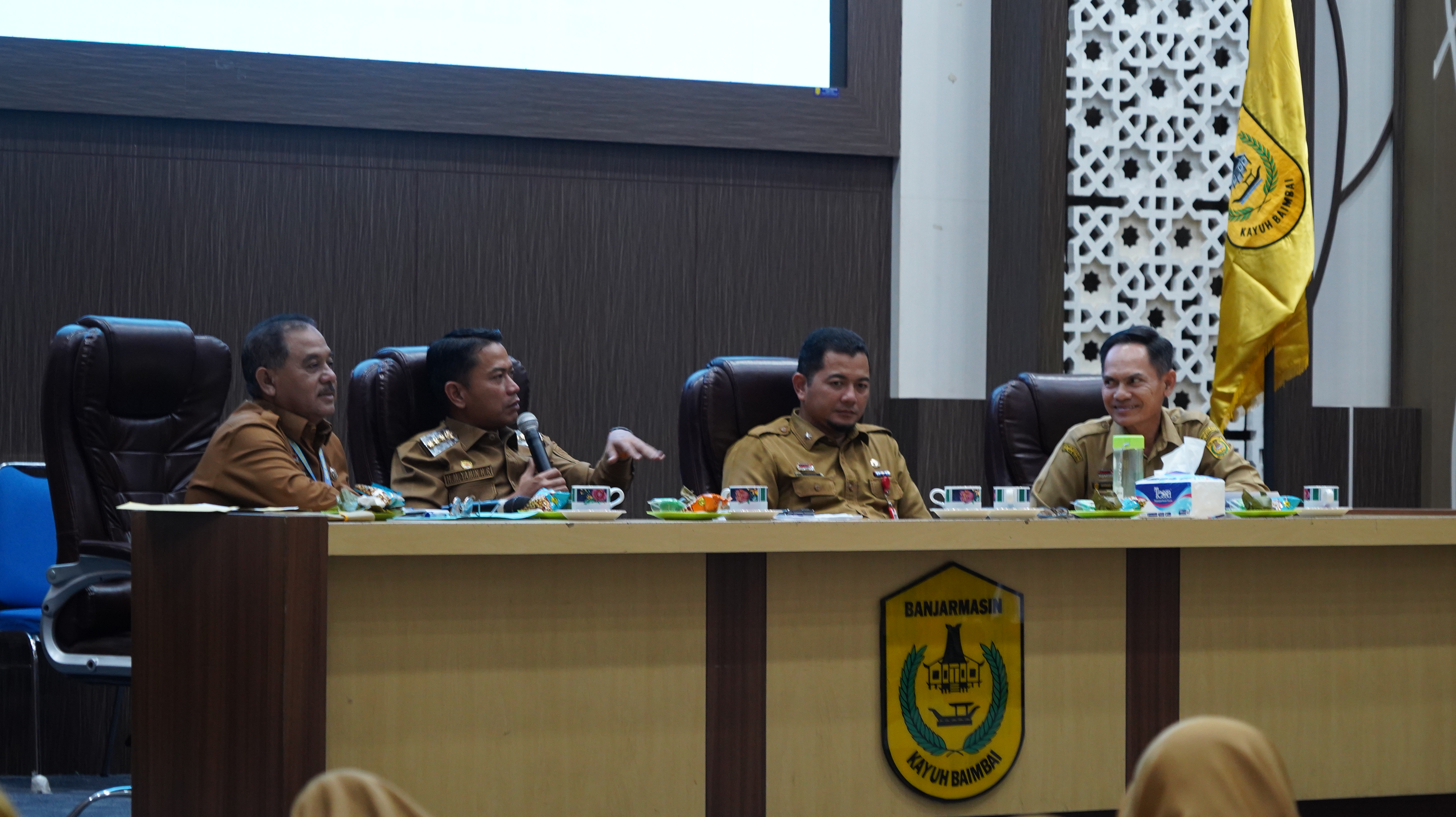 Walikota Instruksikan Camat dan Lurah Aktif Monitor Pemilahan Sampah Skala Rumah Tangga