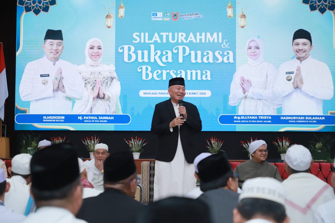 Silaturahmi dan Buka Puasa Bersama Gubernur Muhidin dan Hj Fathul Jannah di Mahligai Pancasila