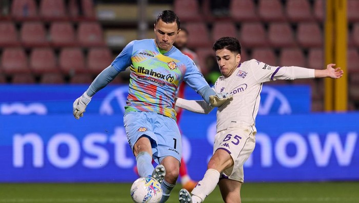 Emil Audero Kebobolan 4 Gol, Cremonese Terpuruk di Zona Degradasi