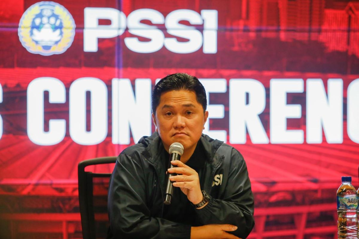 Tinjau Kesiapan Rumput SUGBK, Erick Thohir Tegaskan Indonesia Siap Gelar FIFA Series 2026