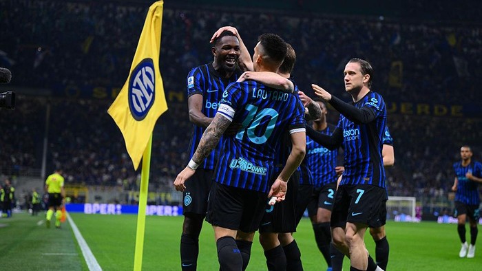 Inter Milan Vs AS Roma: 7 Gol Lahir, Si Ular Gigit Serigala Ibukota 5-2