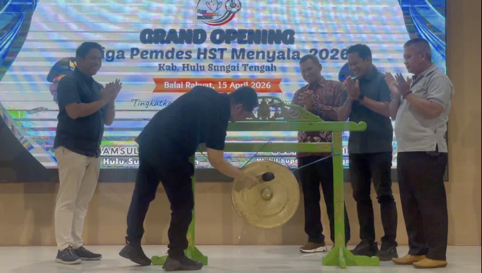 Samsul Rizal Resmikan Liga Pemdes HST Menyala 2026