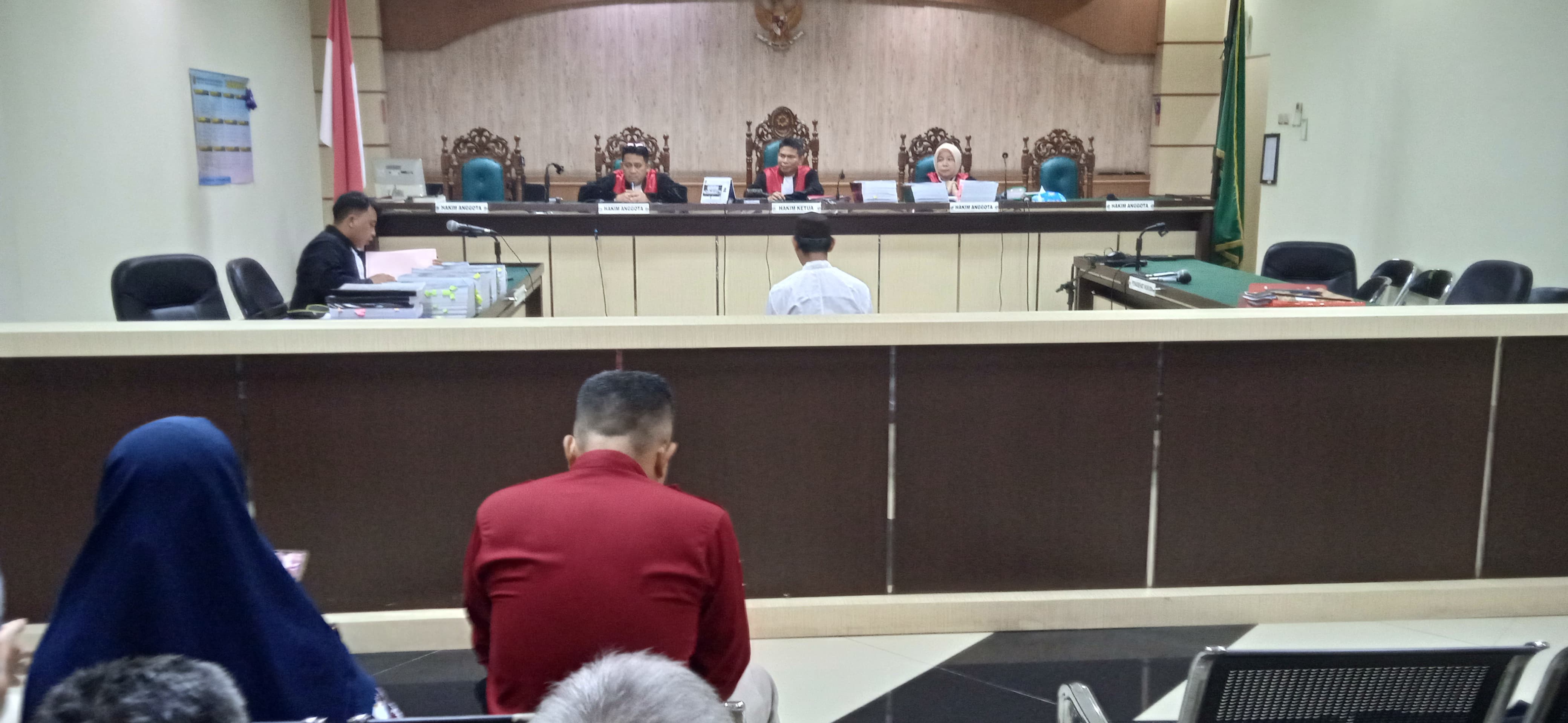 Jaksa Tuntut Kaur Keuangan Desa Pualam Sari 2 Tahun Penjara dalam Kasus Korupsi APBDes