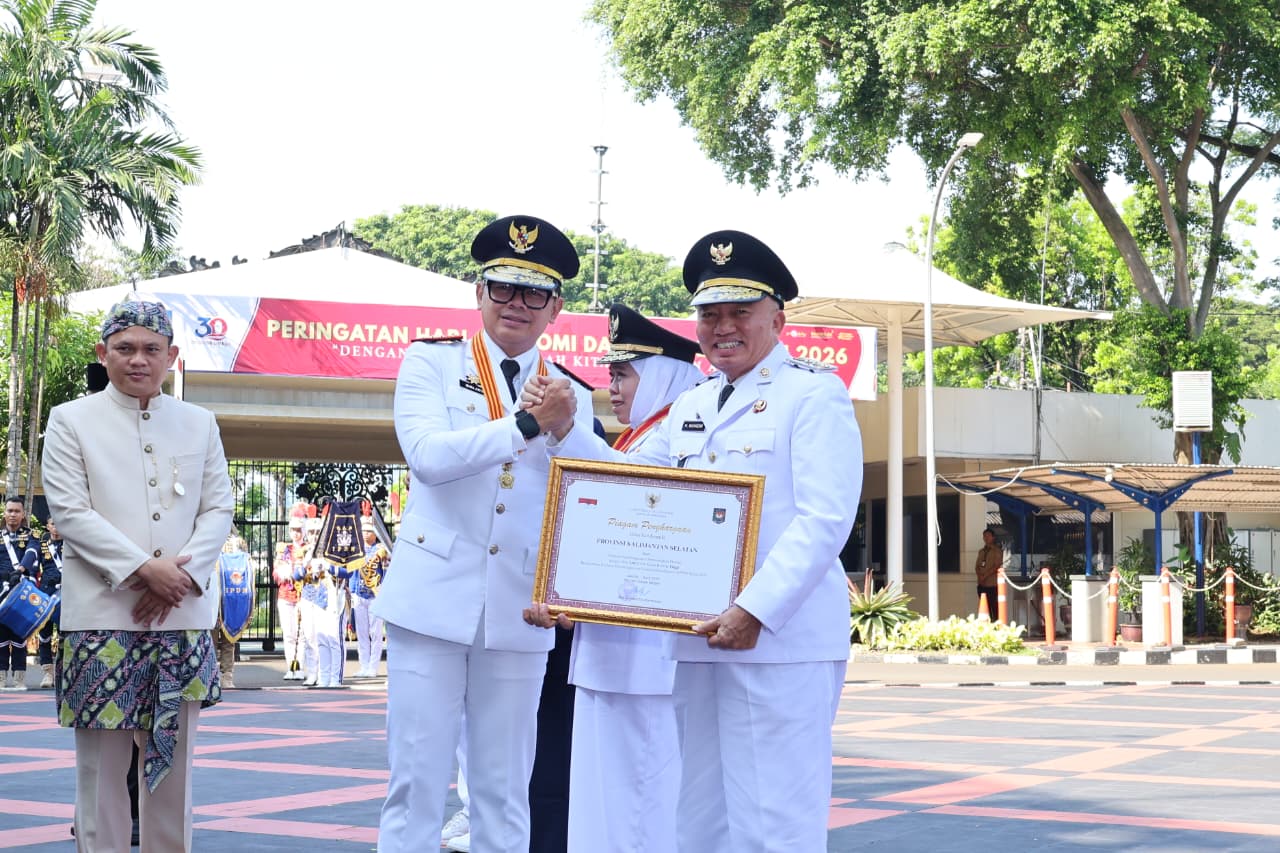 Gubernur Kalsel Terima Penghargaan Penyelenggaraan Pemerintah Daerah Kinerja Tinggi