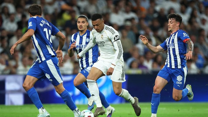 Real Madrid Vs Alaves: Los Blancos Menang 2-1