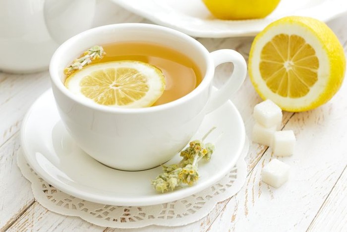 7 Manfaat Konsumsi Lemon Hangat di Pagi Hari, Bisa Turunkan Risiko Kena Batu Ginjal