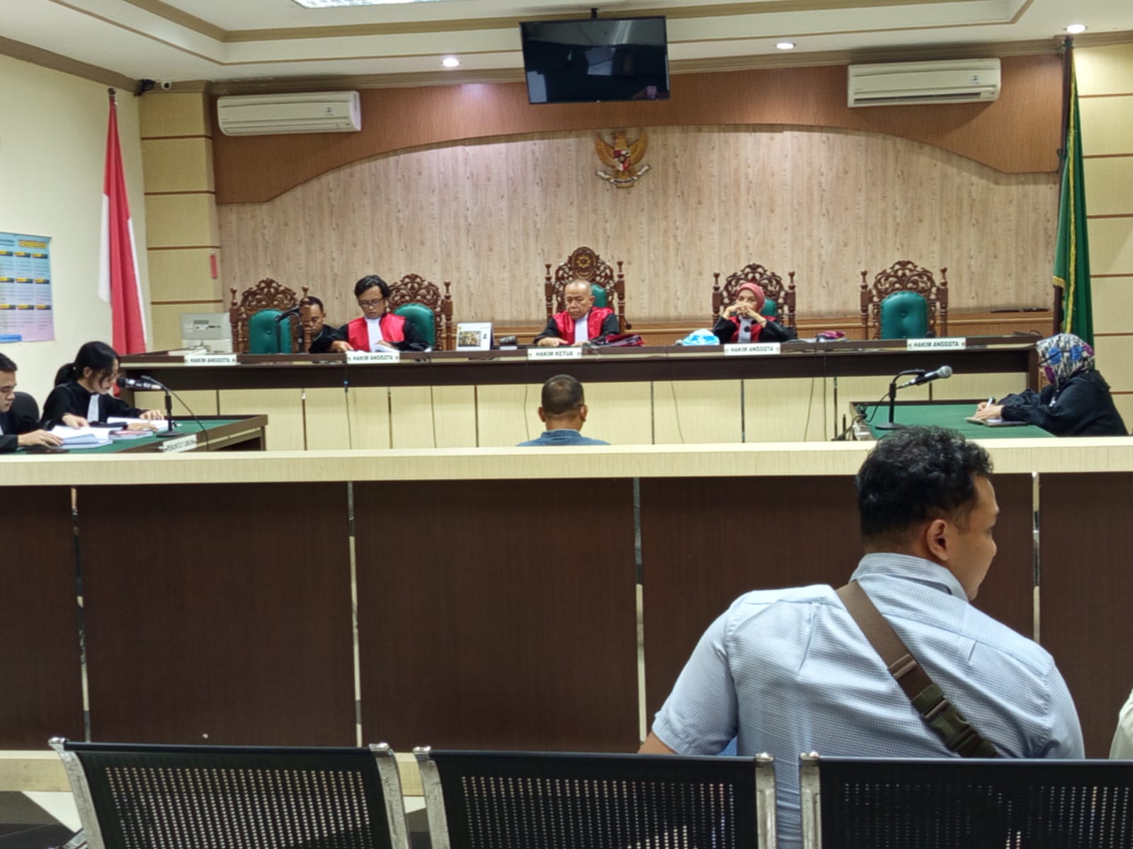 Mantan Kades Simpur Dituntut 2 Tahun Penjara dalam Kasus Rangkap Jabatan