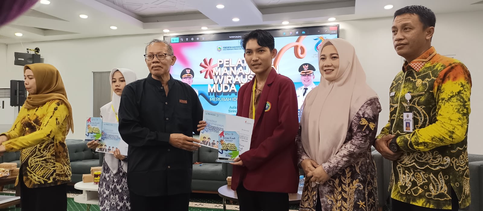 130 Pelajar dan Mahasiswa Kotabaru Ikuti Pelatihan Wirausaha Muda Pemula