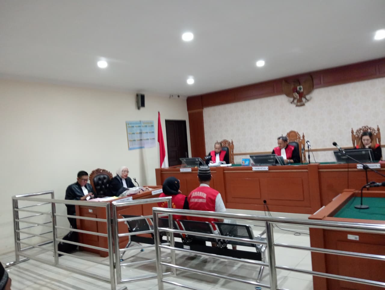 Ibu dan Anak Dituntut 7,5 Tahun Penjara dalam Perkara Ratusan Pil Ekstasi