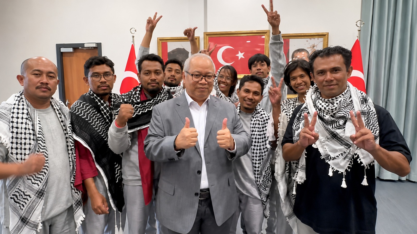 9 WNI Relawan Flotilla Segera Pulang ke Tanah Air