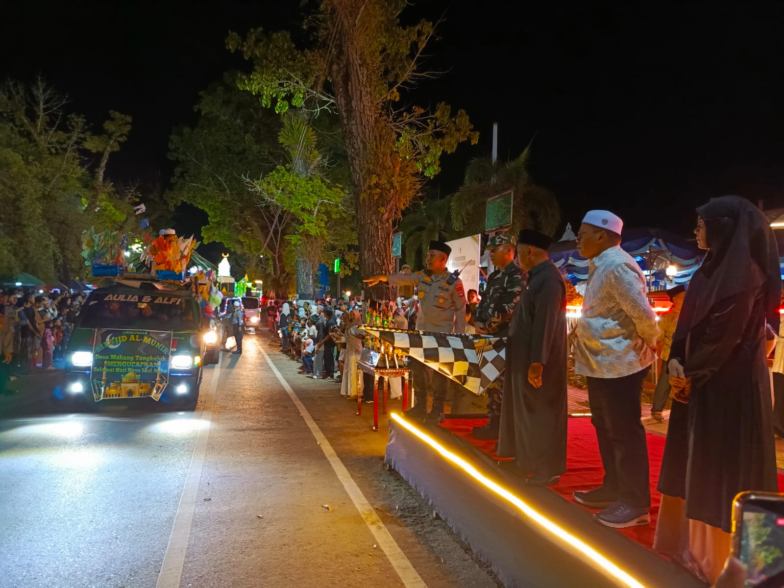 Pawai Takbiran Idul Adha di HST Meriah, Bupati Apresiasi Kreativitas Warga
