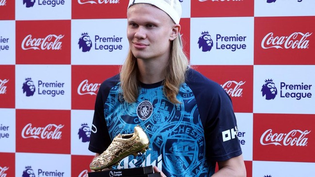 Erling Haaland Dapat Sepatu Emas, Jadi Top Skor Liga Inggris