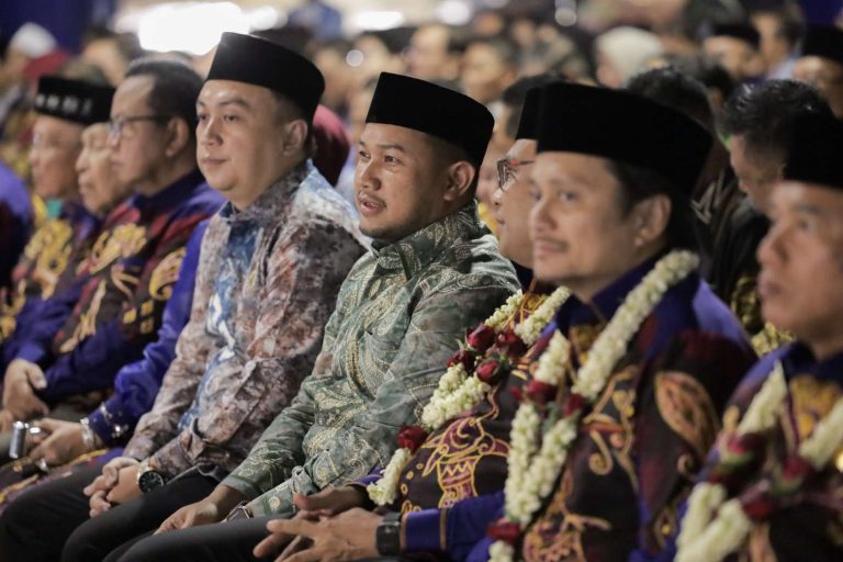 Wakil Ketua dan Anggota DPRD Kalsel Hadiri Peringatan Hari Jadi Ke-76 Kotabaru