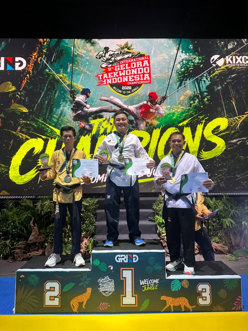 Guru SMKN 1 Kotabaru Raih Medali Emas di Kejuaraan Internasional Taekwondo Yogyakarta 2026
