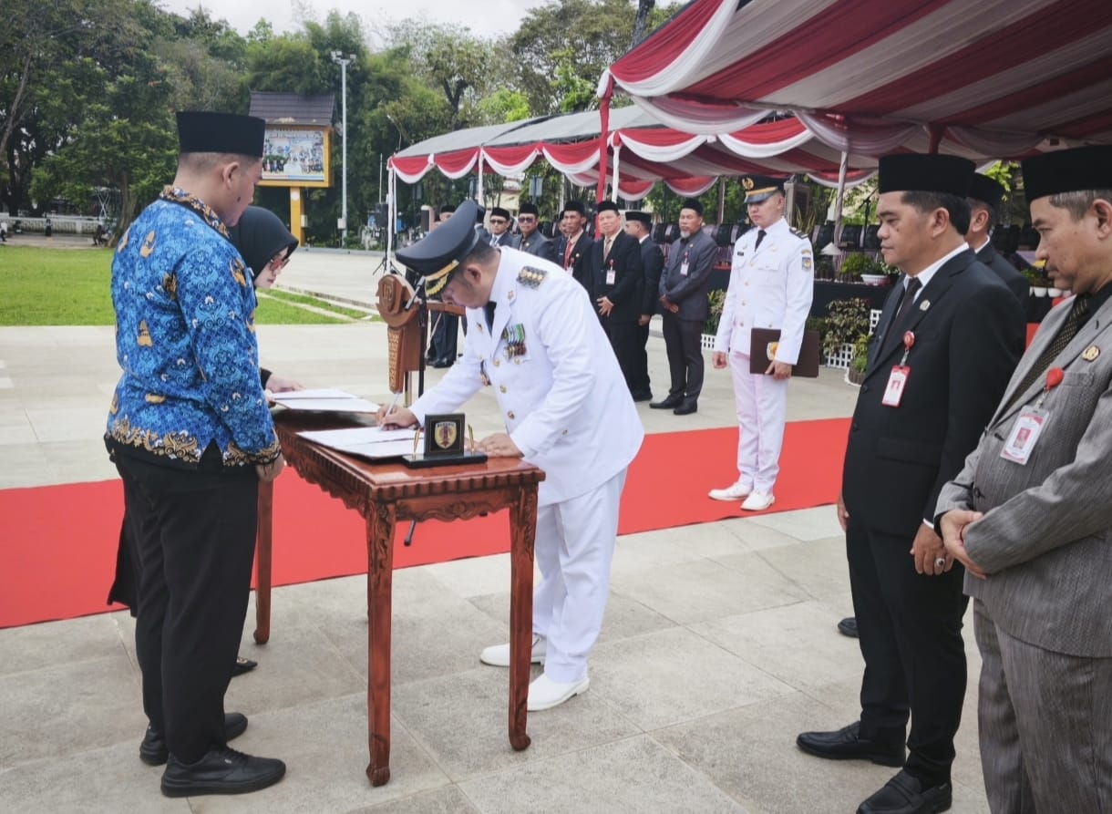 Samsul Rizal Ambil Sumpah 124 PNS Formasi Tahun 2024 Pemkab HST