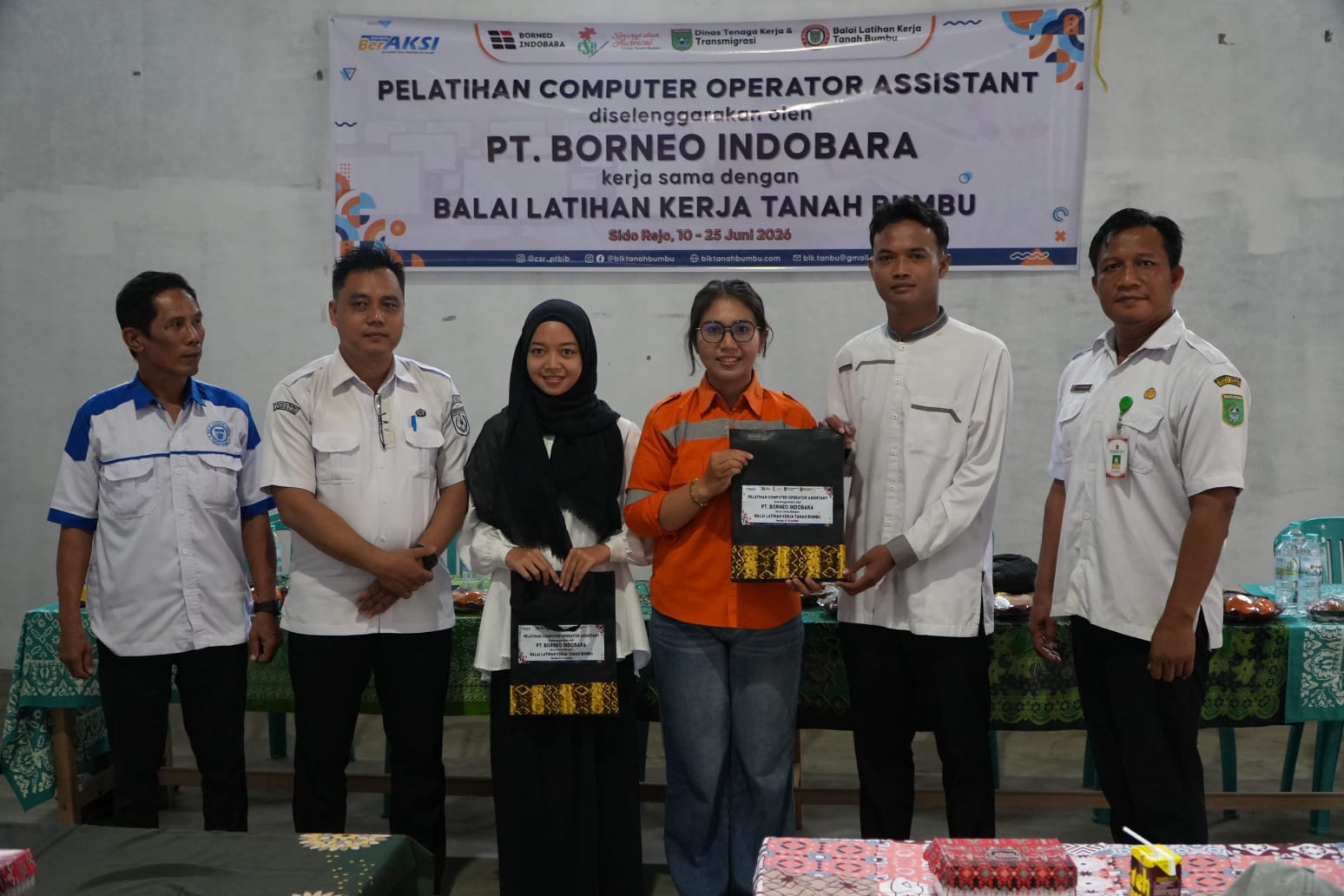 PT Borneo Indobara Gelar Pelatihan Komputer untuk Masyarakat Sido Rejo