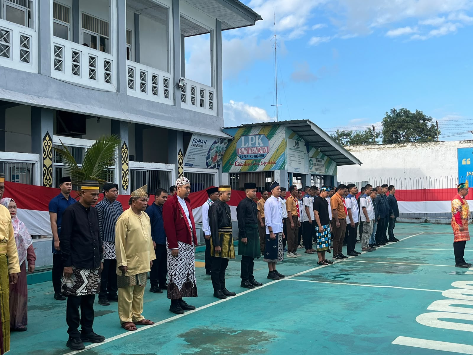Teguhkan Nilai Keluarga dalam Pelaksanaan Tugas