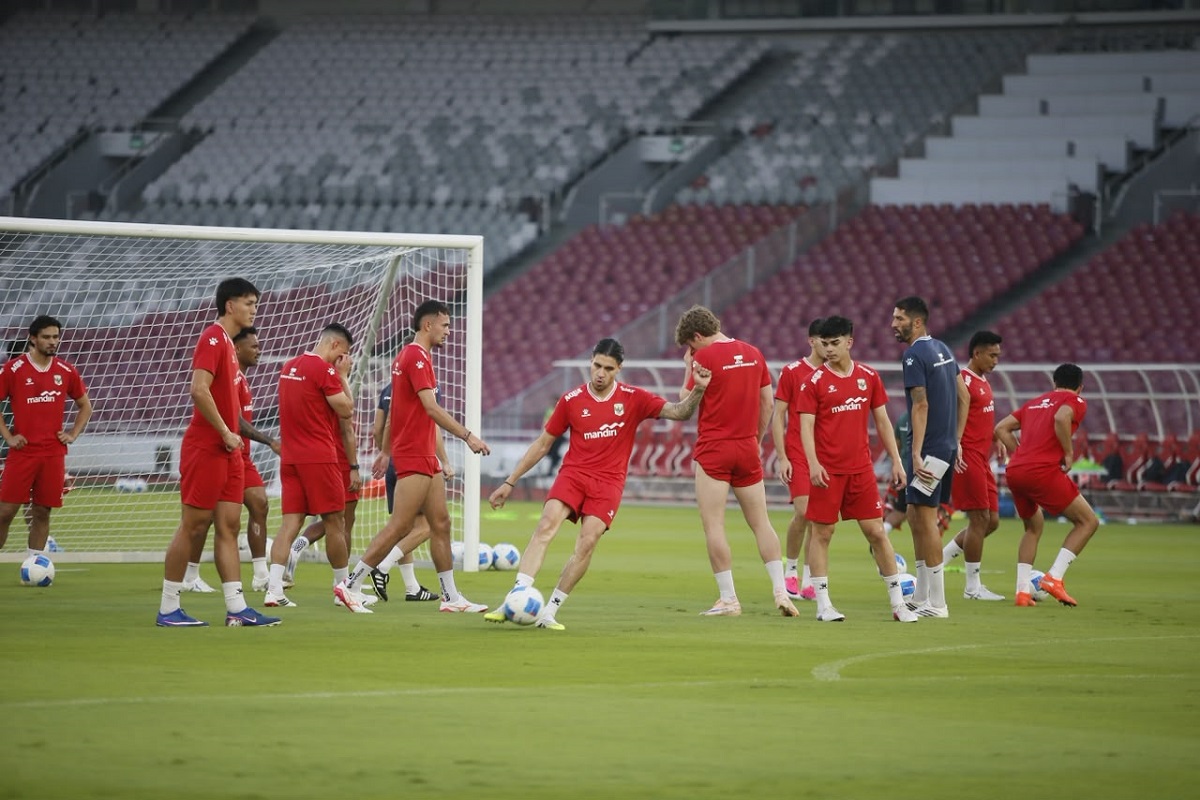 Calvin Verdonk Latihan Terpisah Jelang Laga Timnas Indonesia Vs Oman