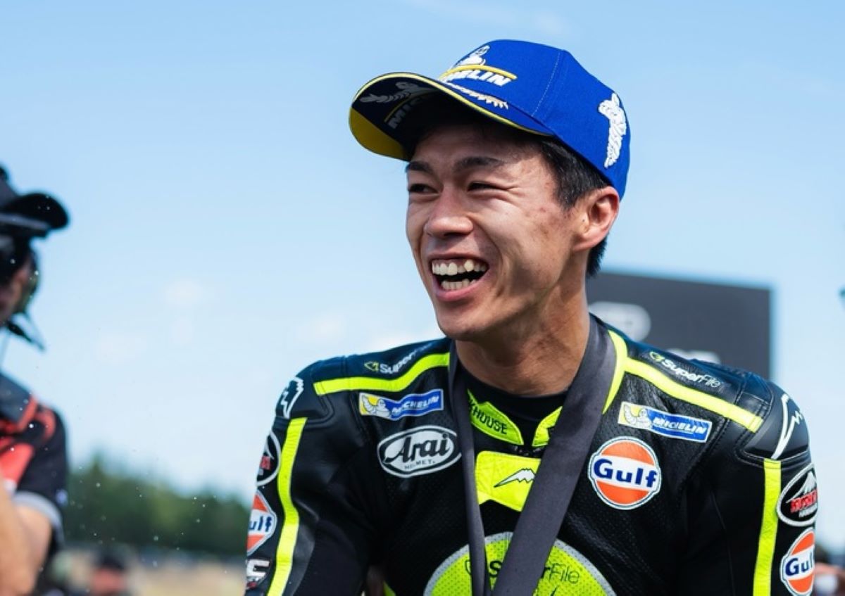 Kisah Haru Ai Ogura, Pembalap Pertama asal Jepang yang Juara MotoGP Setelah 22 Tahun