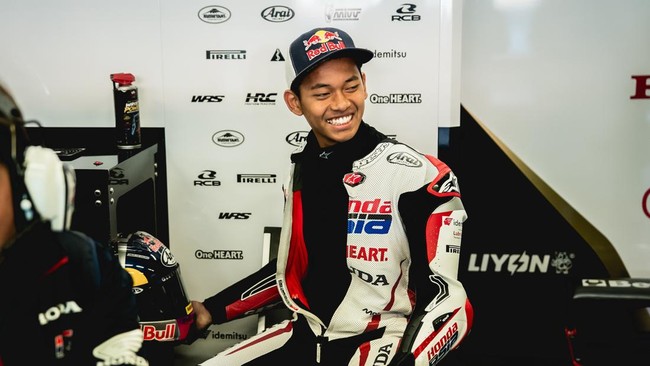 Veda Ega Pratama Naik Level! Honda Team Asia Siapkan Strategi Baru di Moto3 Belanda