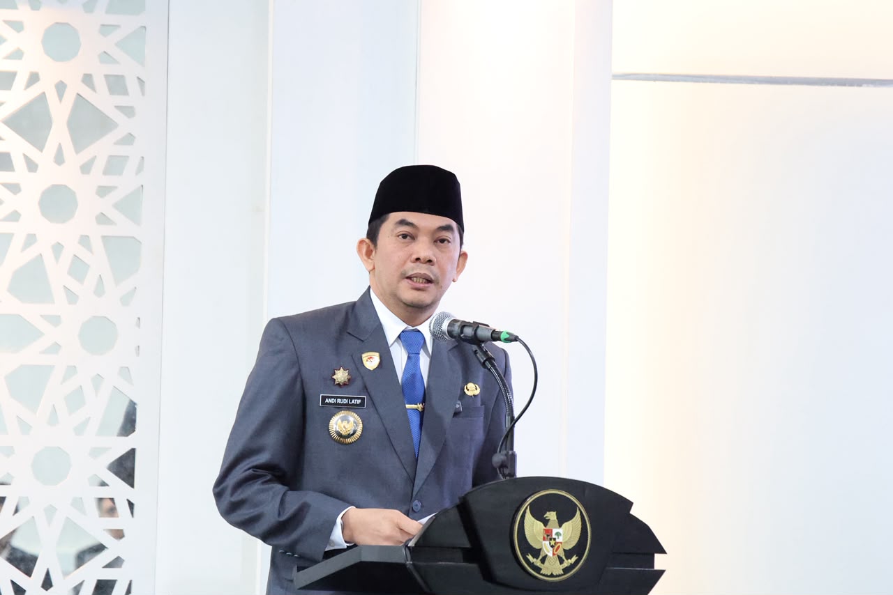 Bupati Tanah Bumbu Larang ASN Flexing dan Live Streaming
