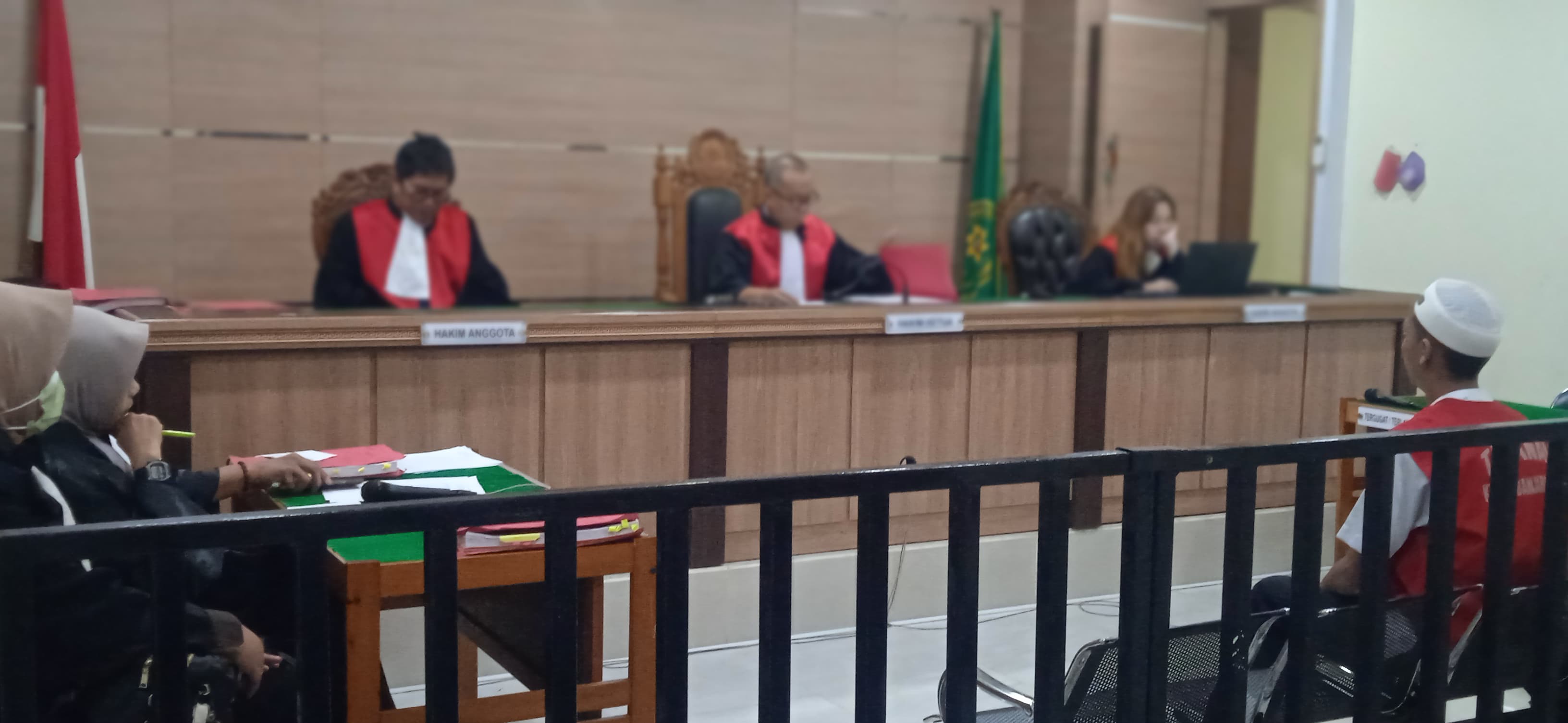 Tok! Kurir Sabu dan 100 Butir Ekstasi Diganjar 8 Tahun Penjara