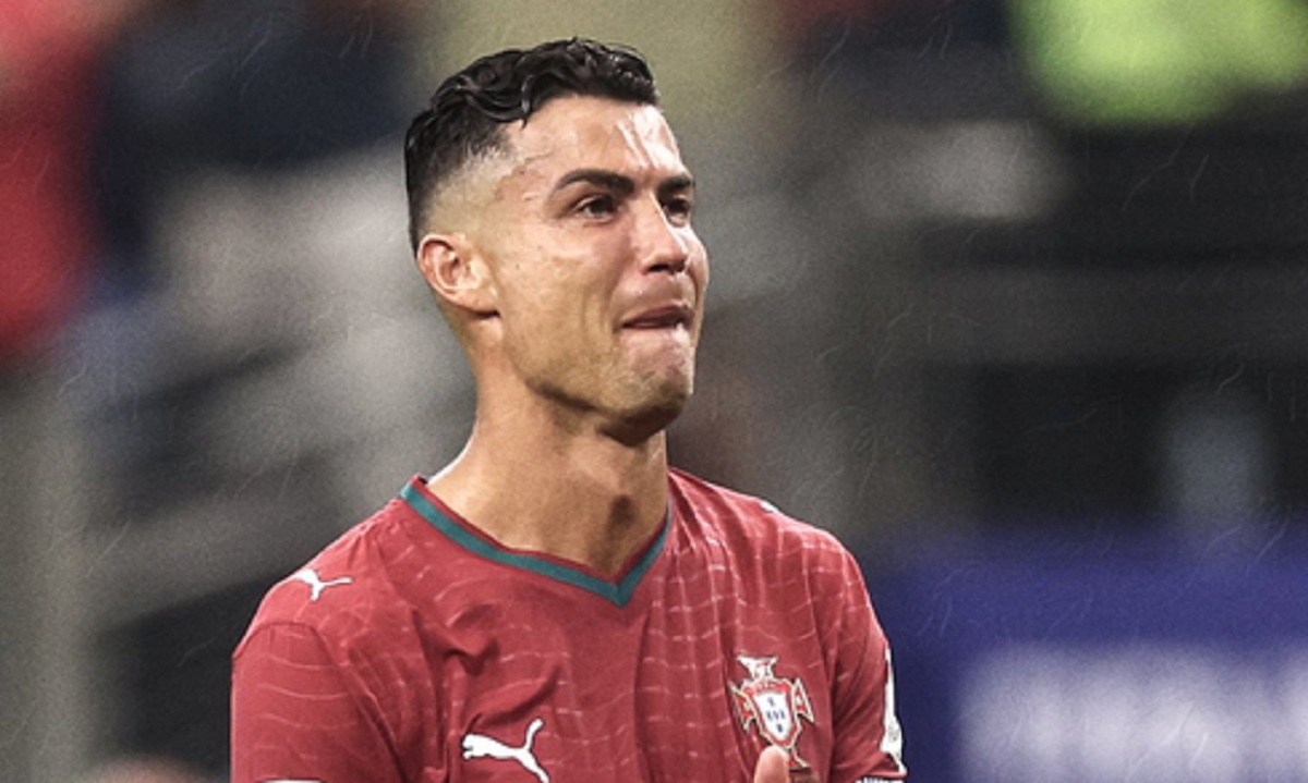Cristiano Ronaldo Resmi Pensiun Tanpa Trofi Piala Dunia!