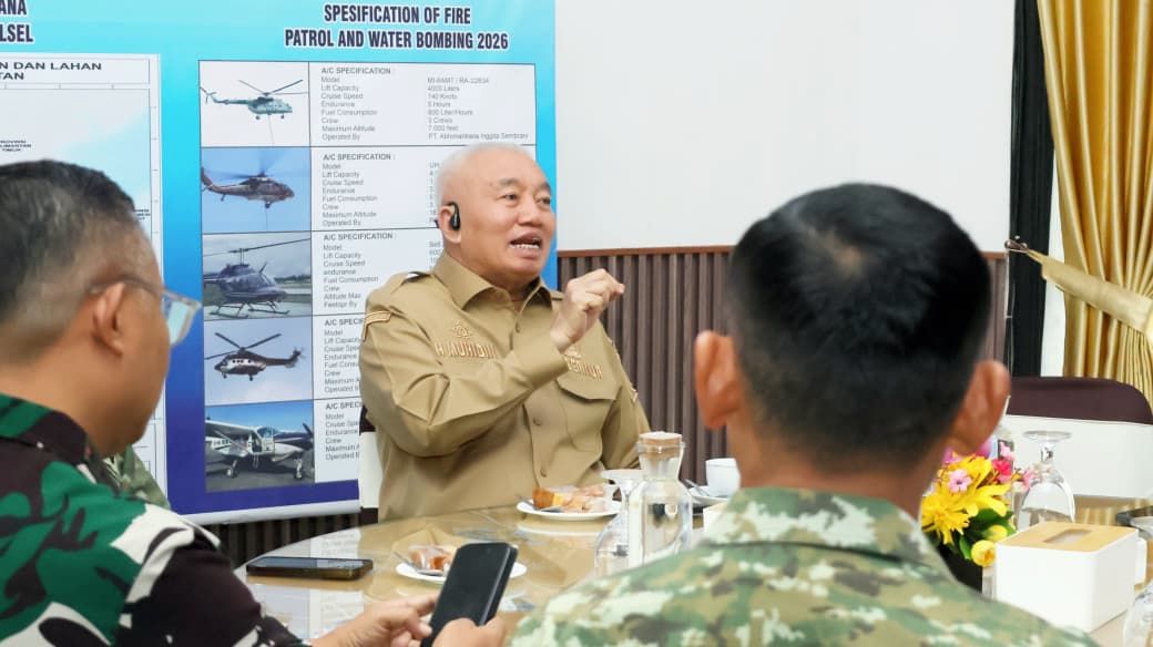 Gubernur Muhidin Bersama Pangdam Tambun Bungai Bahas Langkah Strategis Hadapi Karhutla di Kalsel