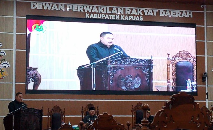 H Abdullah Dukung Pengembangan Dunia Olahraga di Kapuas