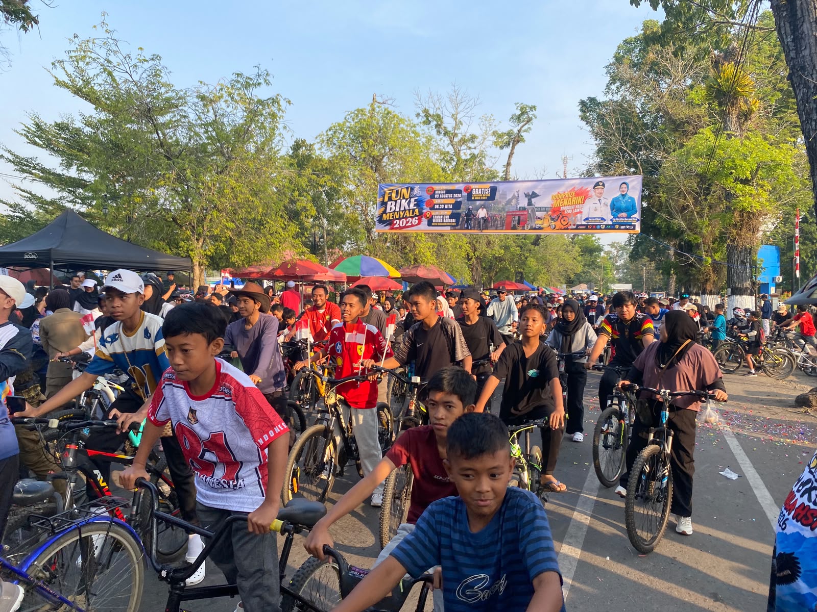 Ribuan Peserta Meriahkan Fun Bike HST Menyala 2026