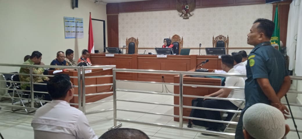 Massa Pendukung Padati PN Banjarmasin, Kuasa Hukum Babe Aldo Uji Dasar Penahanan