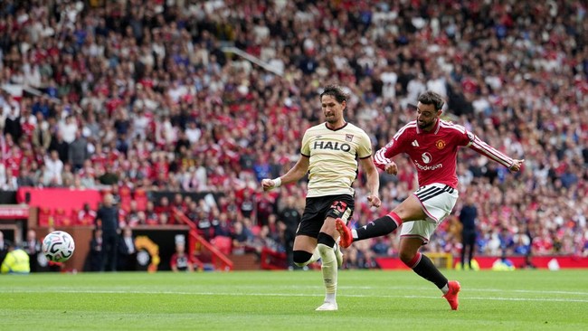 Hasil Liga Inggris: Bruno Fernandes Hattrick, MU Gasak Ipswich 5-2