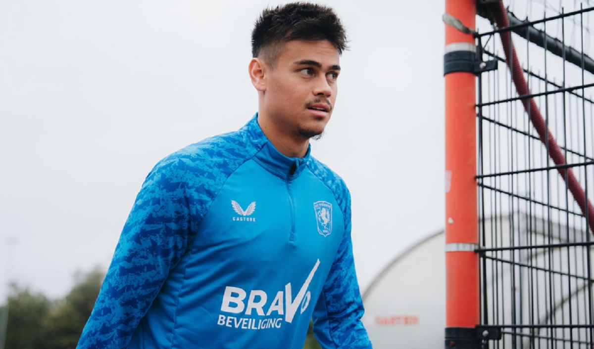 Tinggalkan FC Twente, Bek Timnas Indonesia Mees Hilgers Gabung SC Heerenveen!