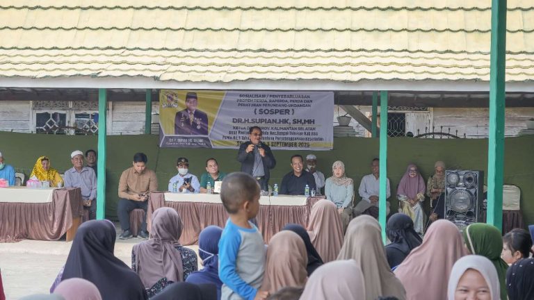 Supian HK Sosialisasi Perda di HSU, Imbau Warga Manfaatkan Layanan Kesehatan Desa