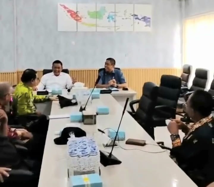 Pansus I DPRD Kapuas Kaji Banding ke Jawa Barat